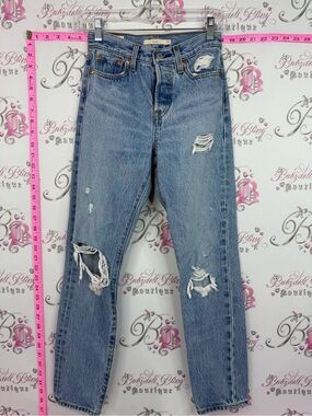 Levi’s wedgie jeans pants Classic Distressed Women's Blue Jeans